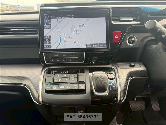 Honda STEP WGN 2021-11 6791638-23