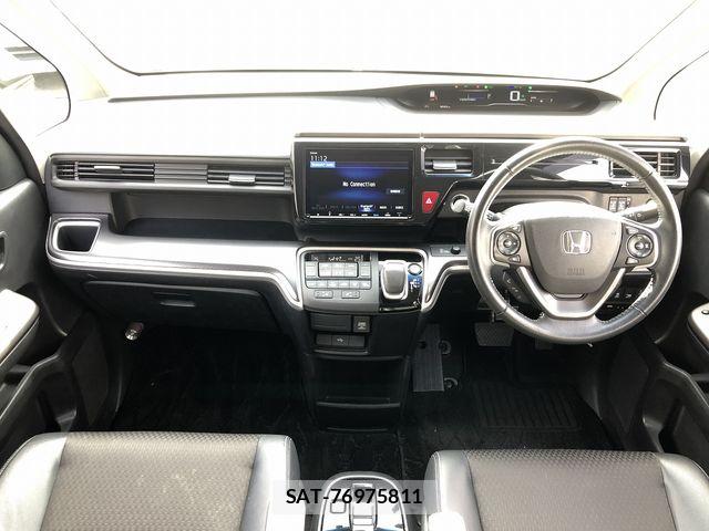 Honda STEP WGN 2018-10 6791653-1