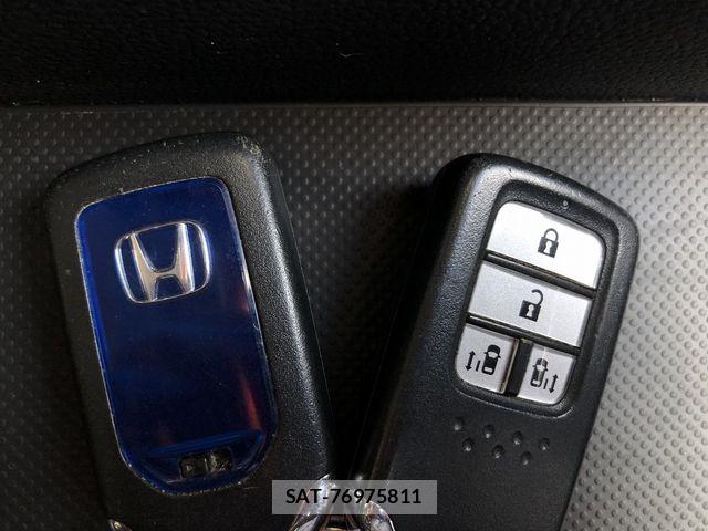 Honda STEP WGN 2018-10 6791653-29