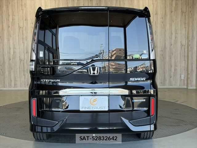 Honda STEP WGN 2017-09 6791650-21