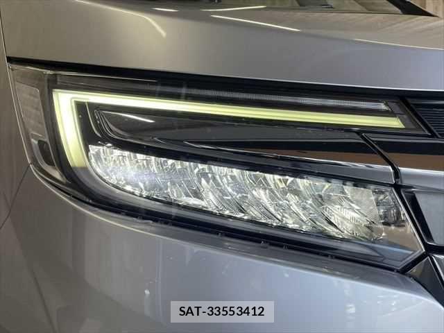 Honda STEP WGN 2017-12 6791643-13