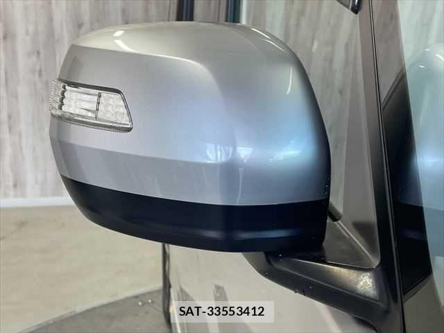 Honda STEP WGN 2017-12 6791643-25
