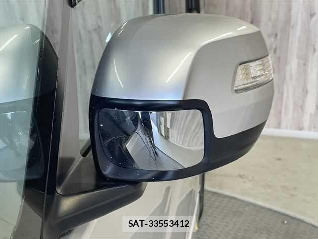 Honda STEP WGN 2017-12 6791643-26