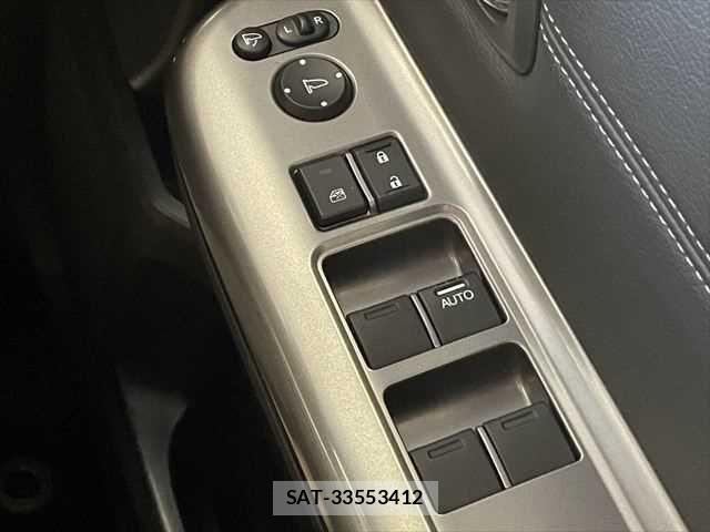 Honda STEP WGN 2017-12 6791643-6