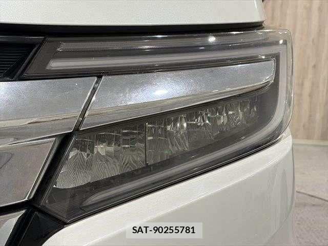 Honda STEP WGN 2017-10 6791652-26