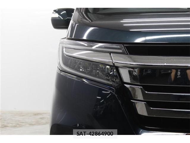 Honda STEP WGN 2018-04 6913633-11