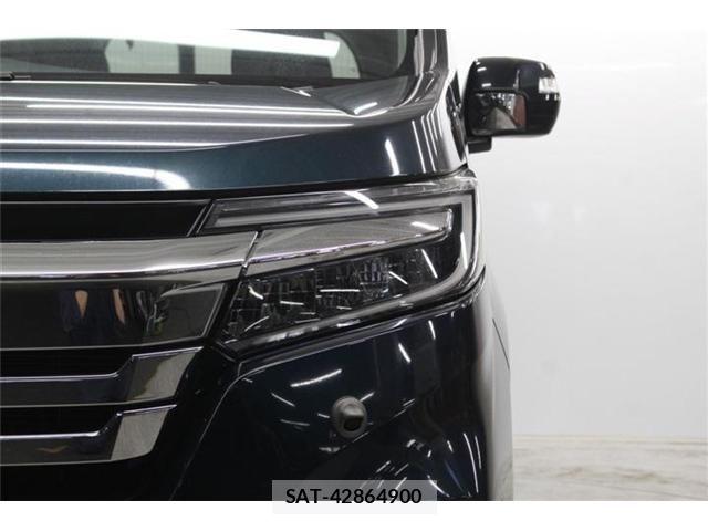 Honda STEP WGN 2018-04 6913633-14
