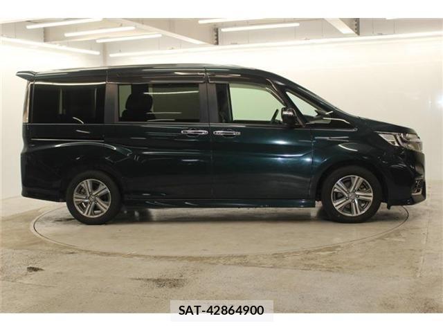 Honda STEP WGN 2018-04 6913633-3