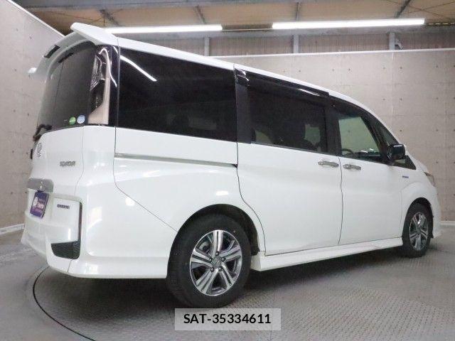 Honda STEP WGN 2017-09 6998477-1