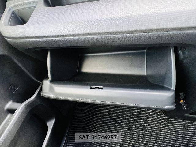 Honda STEP WGN 2019-03 7021669-16