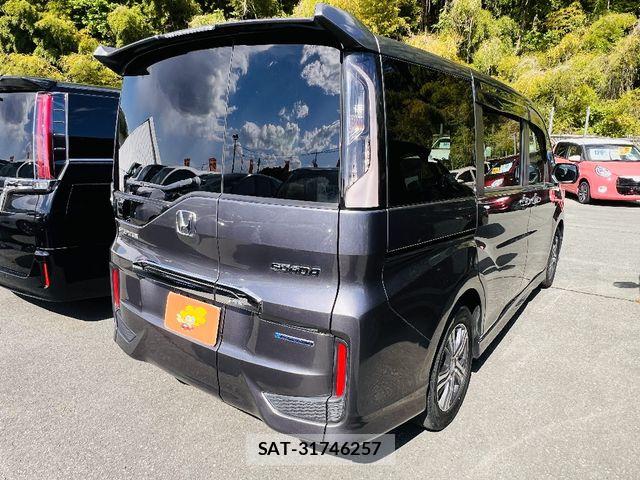 Honda STEP WGN 2019-03 7021669-1
