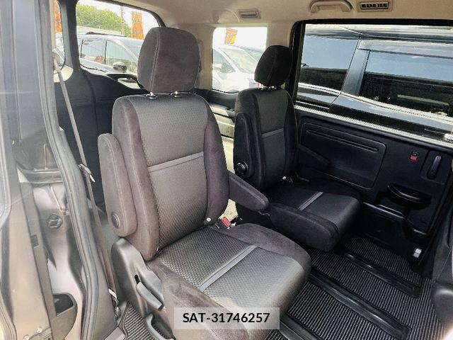 Honda STEP WGN 2019-03 7021669-4