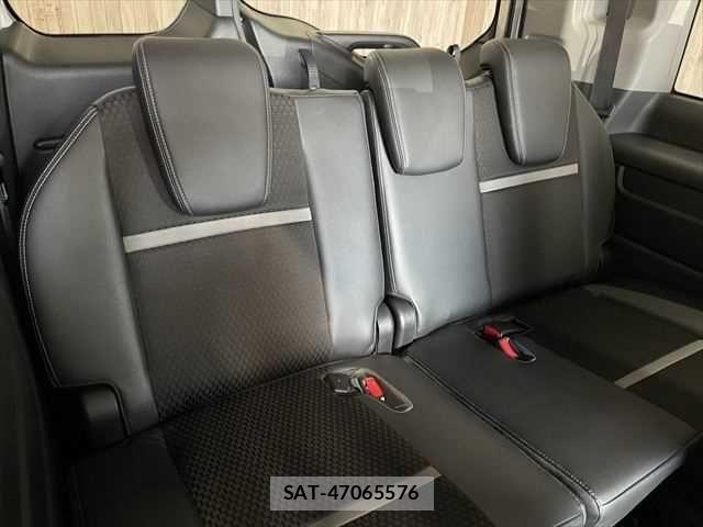 Honda STEP WGN 2017-11 7060891-12