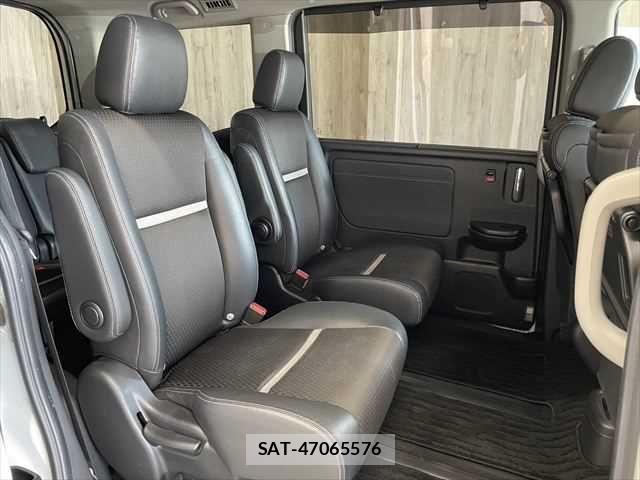 Honda STEP WGN 2017-11 7060891-13