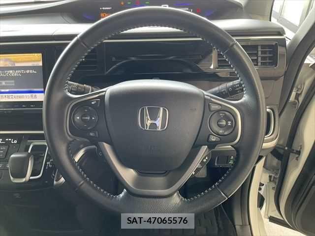 Honda STEP WGN 2017-11 7060891-15