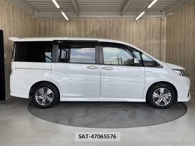 Honda STEP WGN 2017-11 7060891-21