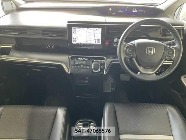 Honda STEP WGN 2017-11 7060891-2