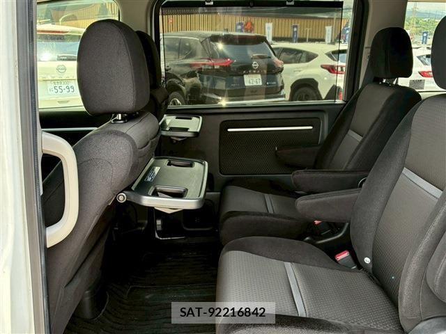 Honda STEP WGN 2019-04 7060889-14