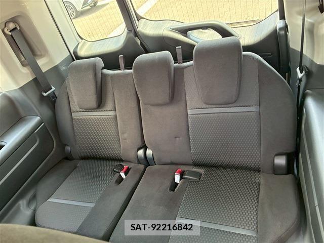 Honda STEP WGN 2019-04 7060889-15