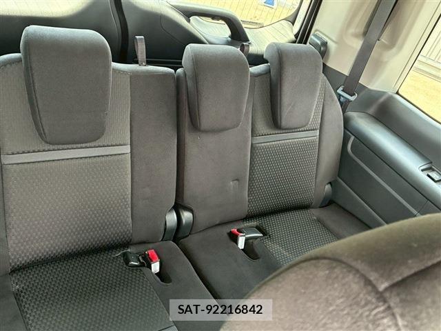 Honda STEP WGN 2019-04 7060889-16