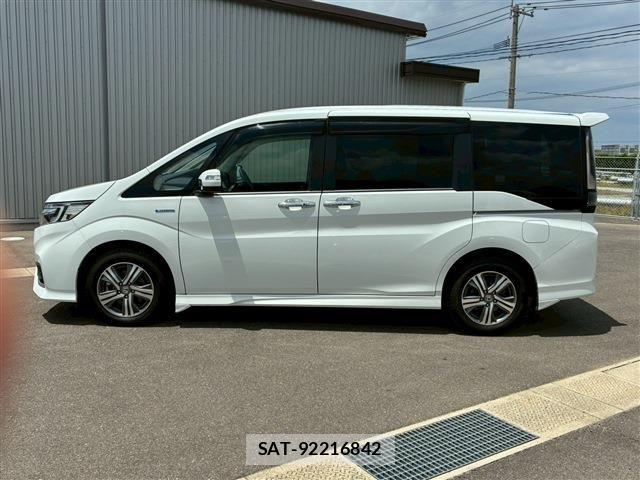 Honda STEP WGN 2019-04 7060889-8