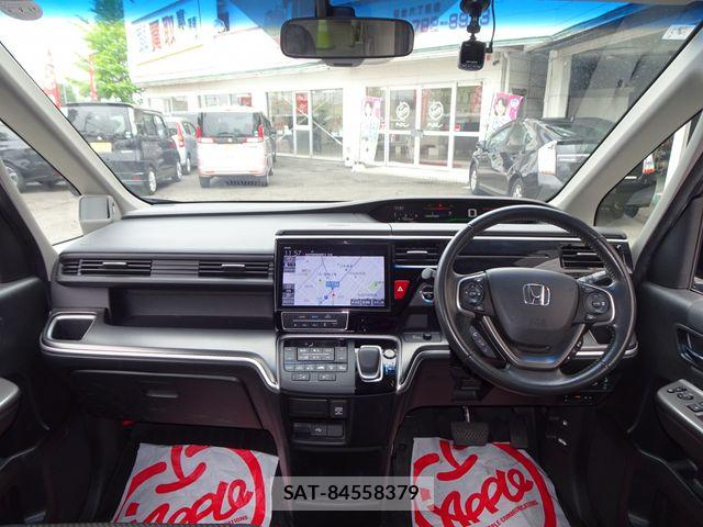 Honda STEP WGN 2018-07 7060890-19