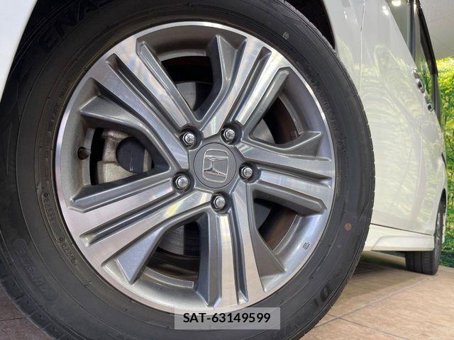 Honda STEP WGN 2018-03 7225592-12