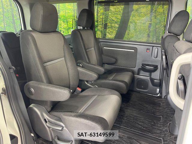 Honda STEP WGN 2018-03 7225592-7