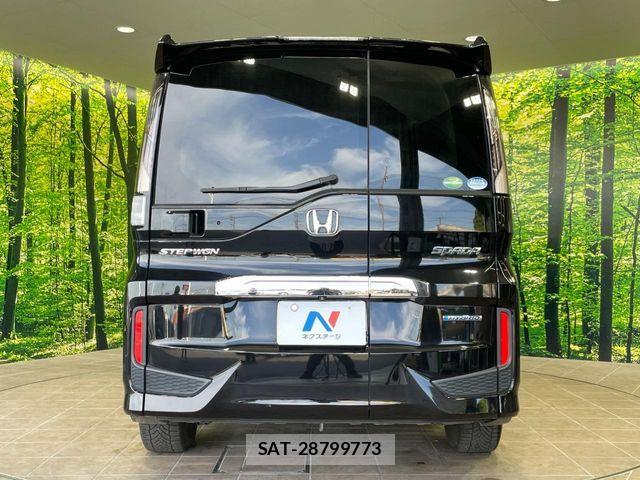 Honda STEP WGN 2019-06 7225594-15