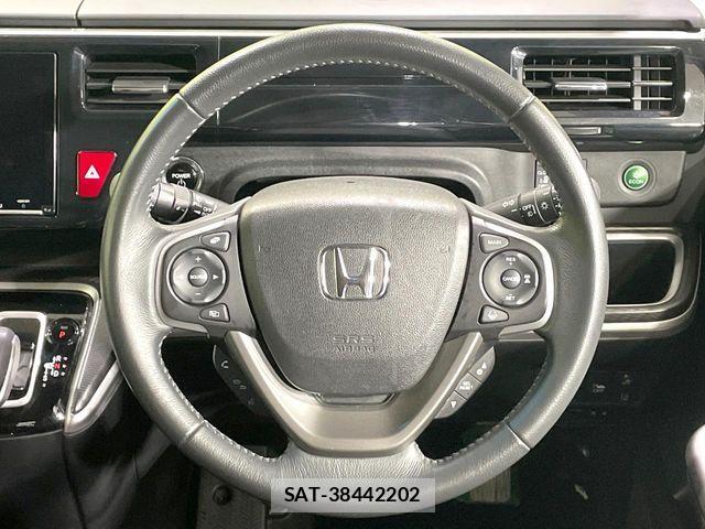 Honda STEP WGN 2019-01 7273037-11