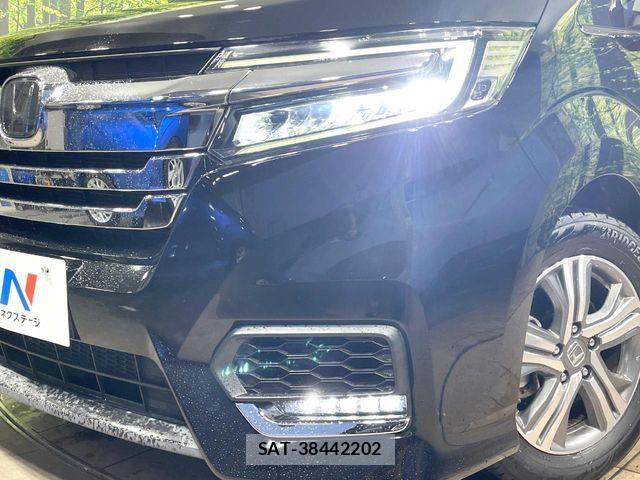 Honda STEP WGN 2019-01 7273037-12