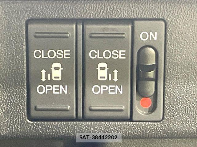 Honda STEP WGN 2019-01 7273037-4