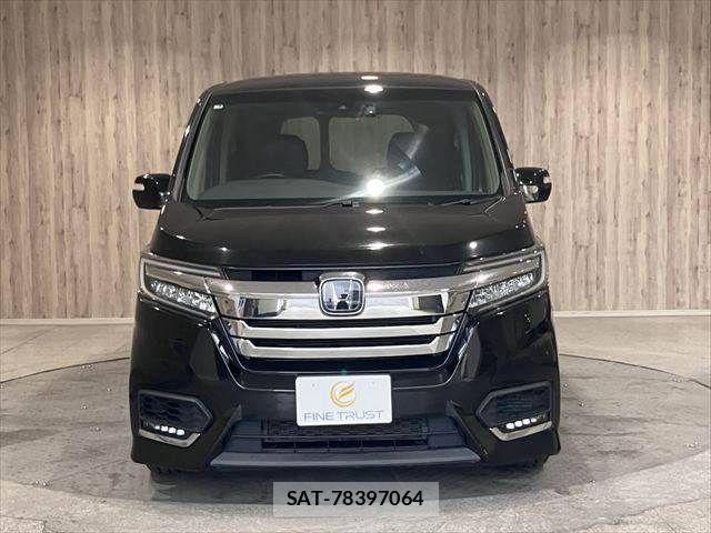 Honda STEP WGN 2019-04 7330355-14