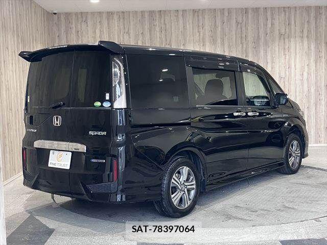 Honda STEP WGN 2019-04 7330355-17