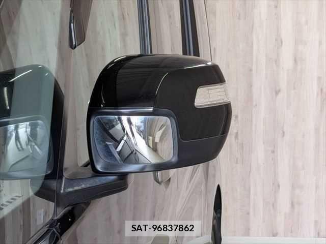Honda STEP WGN 2017-12 7359988-27