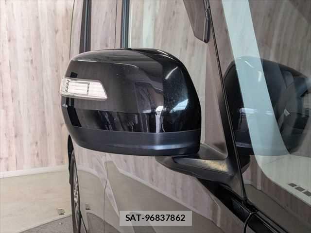 Honda STEP WGN 2017-12 7359988-28