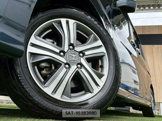 Honda STEP WGN 2021-08 7359983-19
