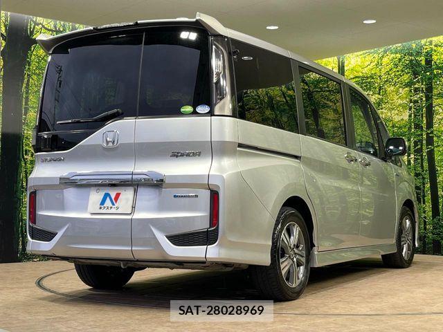 Honda STEP WGN 2017-12 7394319-17