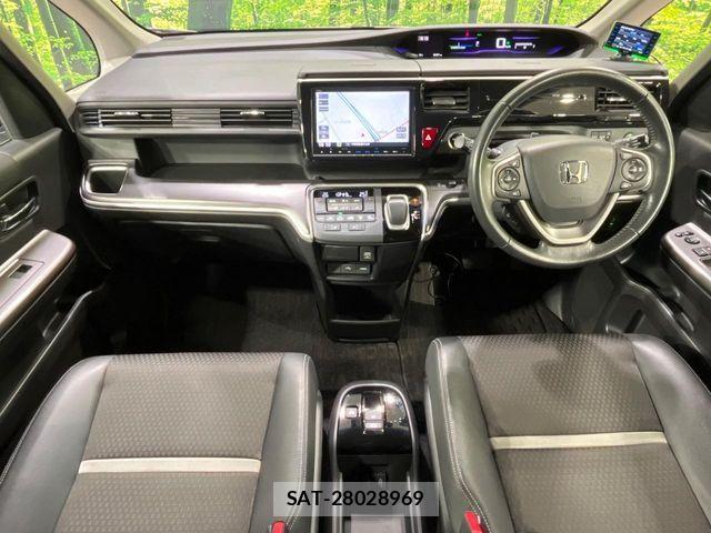 Honda STEP WGN 2017-12 7394319-1