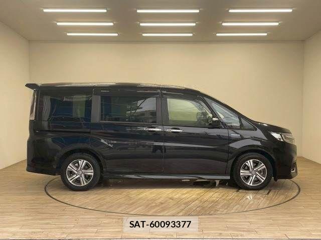 Honda STEP WGN 2018-03 7503060-16