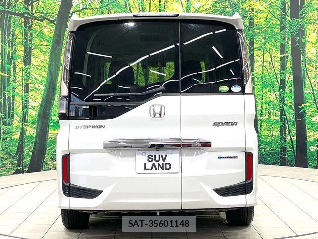 Honda STEP WGN 2018-08 7562922-15