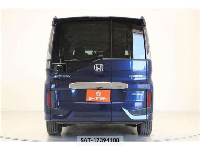 Honda STEP WGN 2021-05 7562923-10