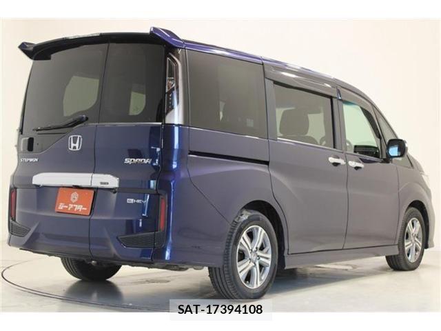Honda STEP WGN 2021-05 7562923-11