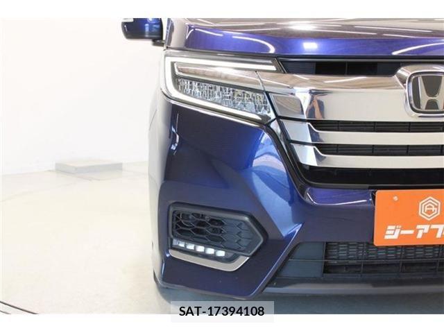 Honda STEP WGN 2021-05 7562923-15