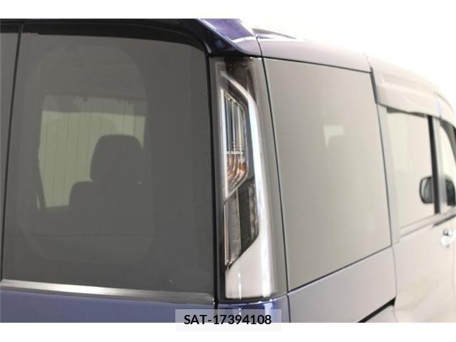 Honda STEP WGN 2021-05 7562923-17