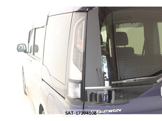 Honda STEP WGN 2021-05 7562923-18