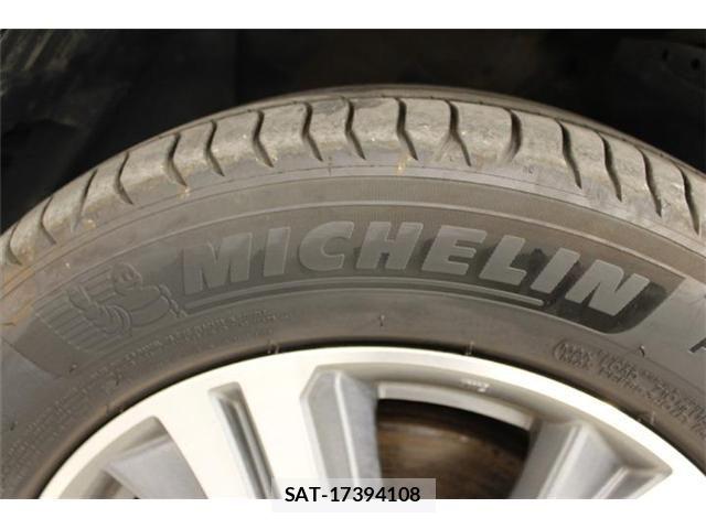 Honda STEP WGN 2021-05 7562923-25