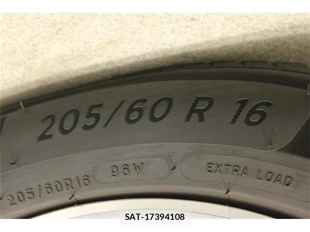 Honda STEP WGN 2021-05 7562923-26