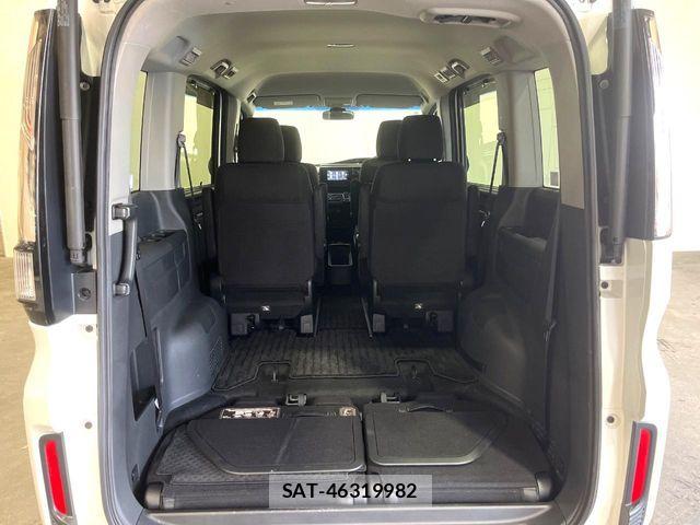 Honda STEP WGN 2019-07 7620423-12