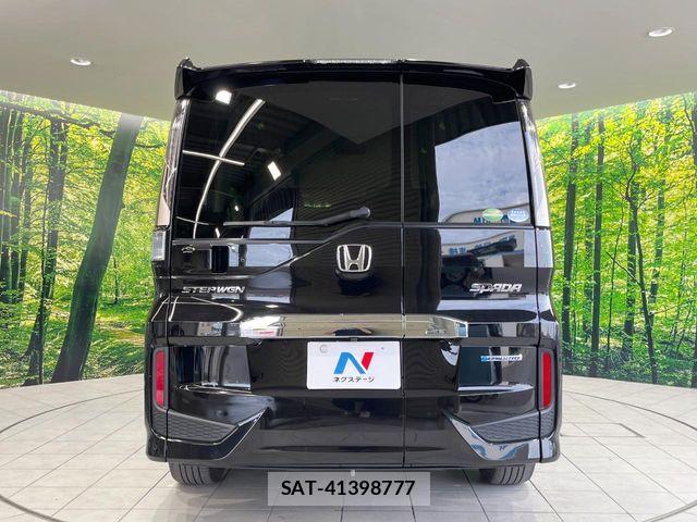 Honda STEP WGN 2018-01 7729299-14